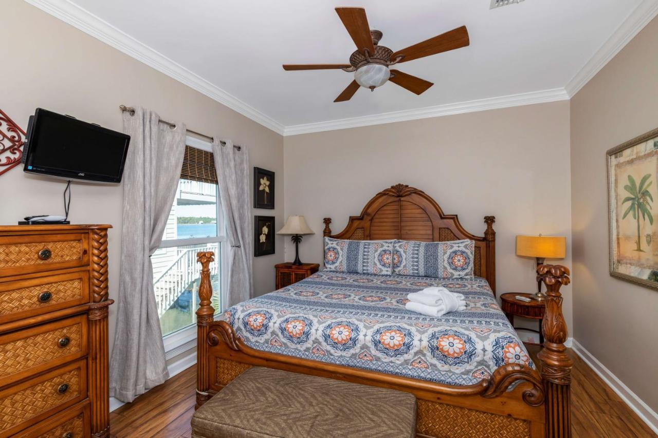 Pelican Pass By Albvr - Great Home On Little Lagoon And Just Steps To The Beach ガルフ・ショアーズ エクステリア 写真